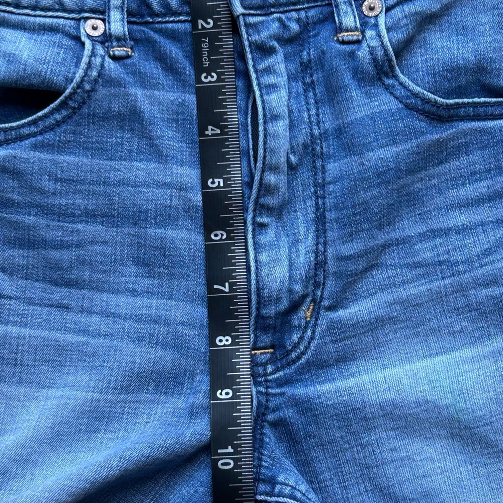 American Eagle Super Sky High Shortie Raw Hem High Rise 25x4 Size 4 - Picture 11 of 11